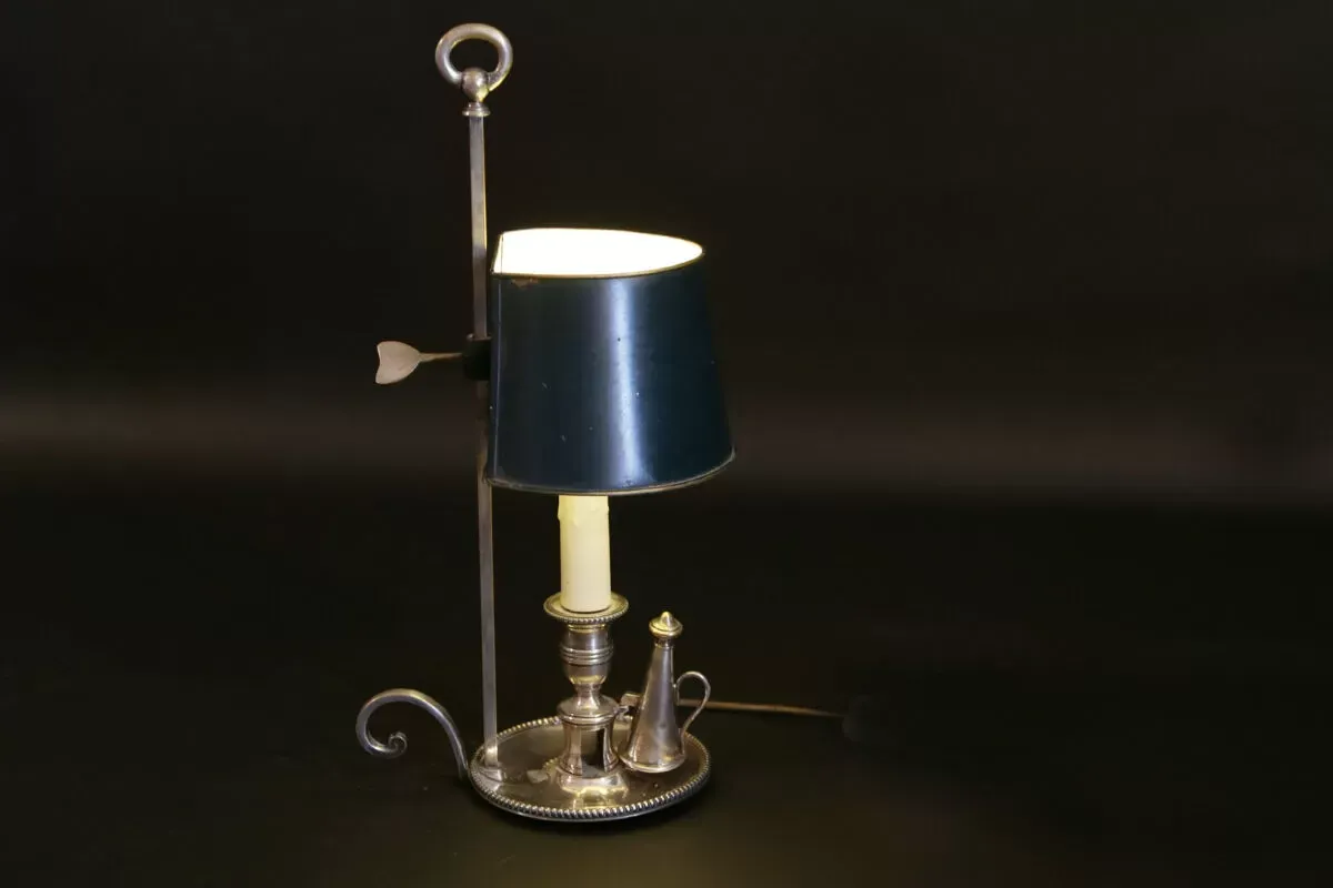 Illustration numéro 4 du produit Lampe bouillotte bronze argenté tôle XIXème siècle