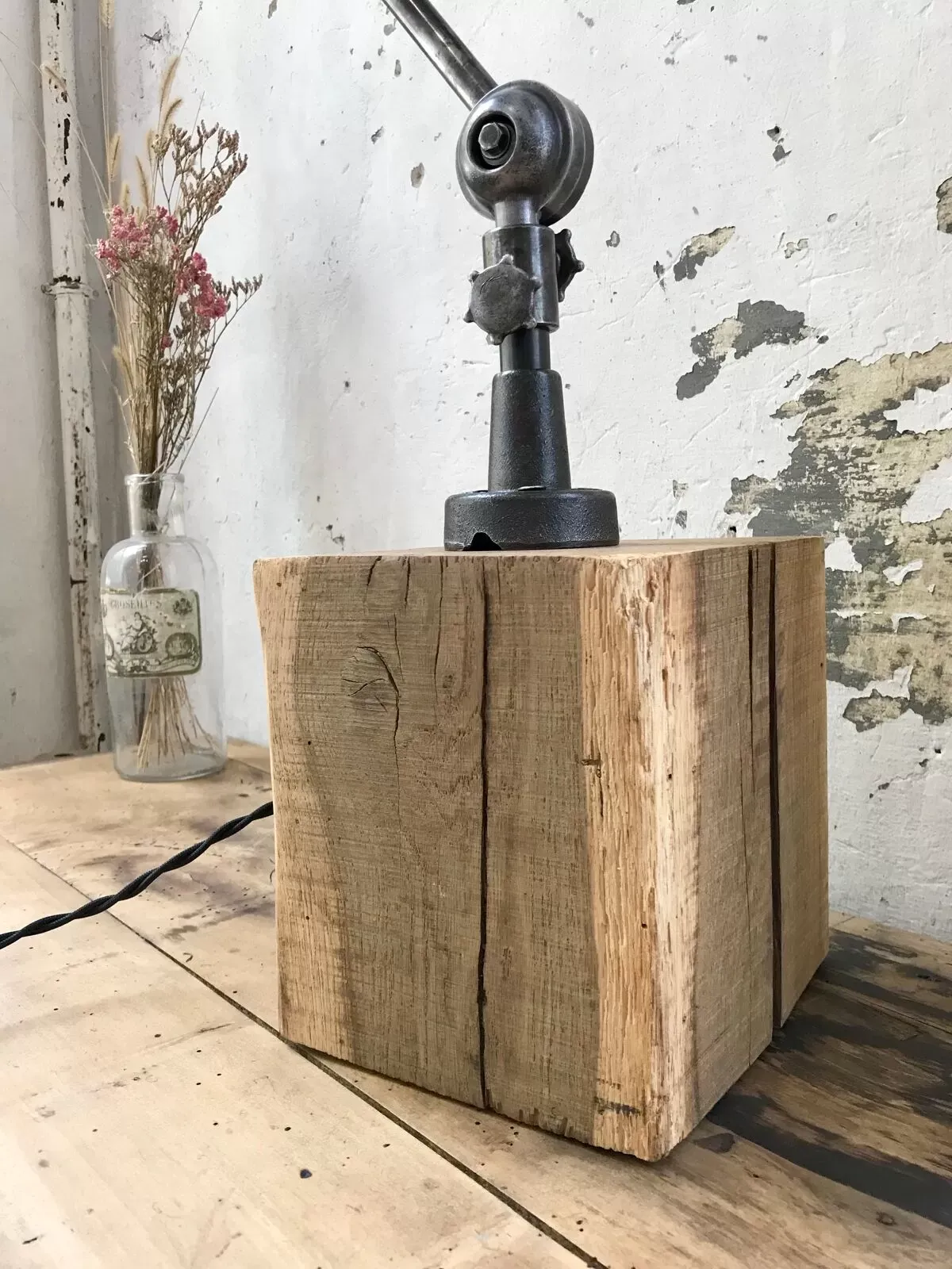 Illustration numéro 4 du produit Lampe industrielle Tout Sens