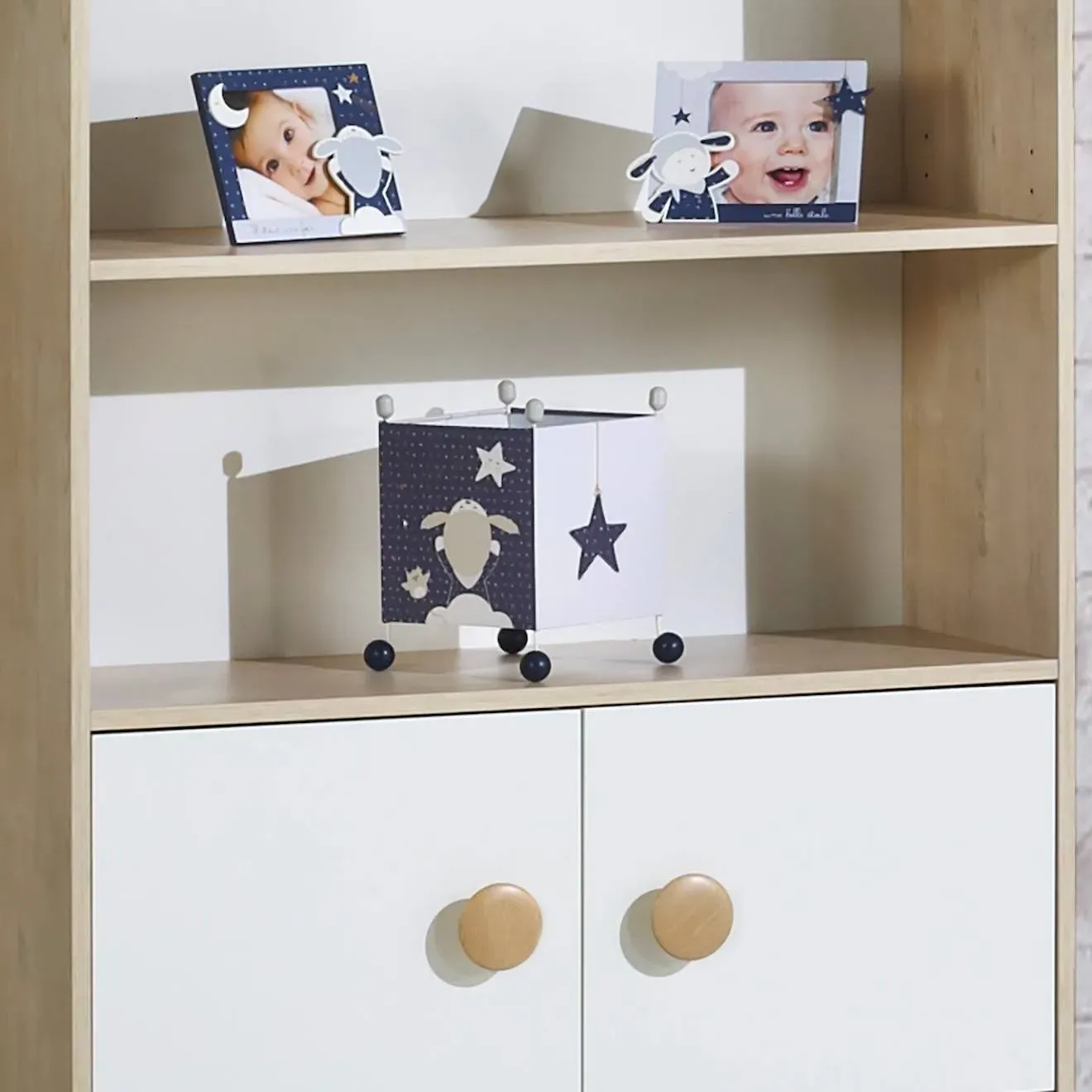 Illustration numéro 4 du produit Luminaire Enfant À Poser En Tissu - Merlin Bleu