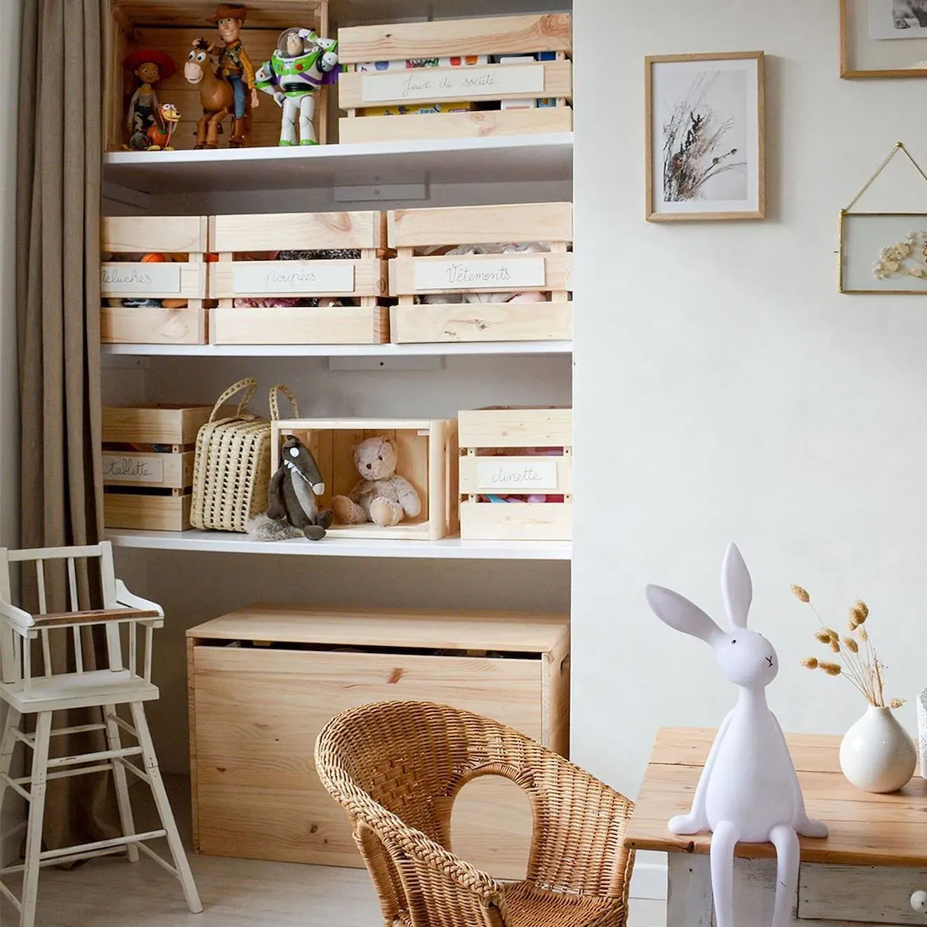 Illustration numéro 4 du produit Caisse En Pin Massif Bois Clair