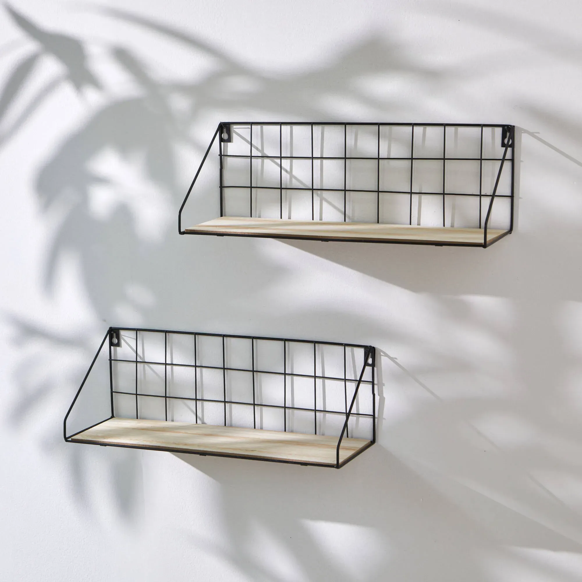 Illustration numéro 5 du produit Etagère Filaire Métal Et Bois – 1 Tablette - Blancheporte