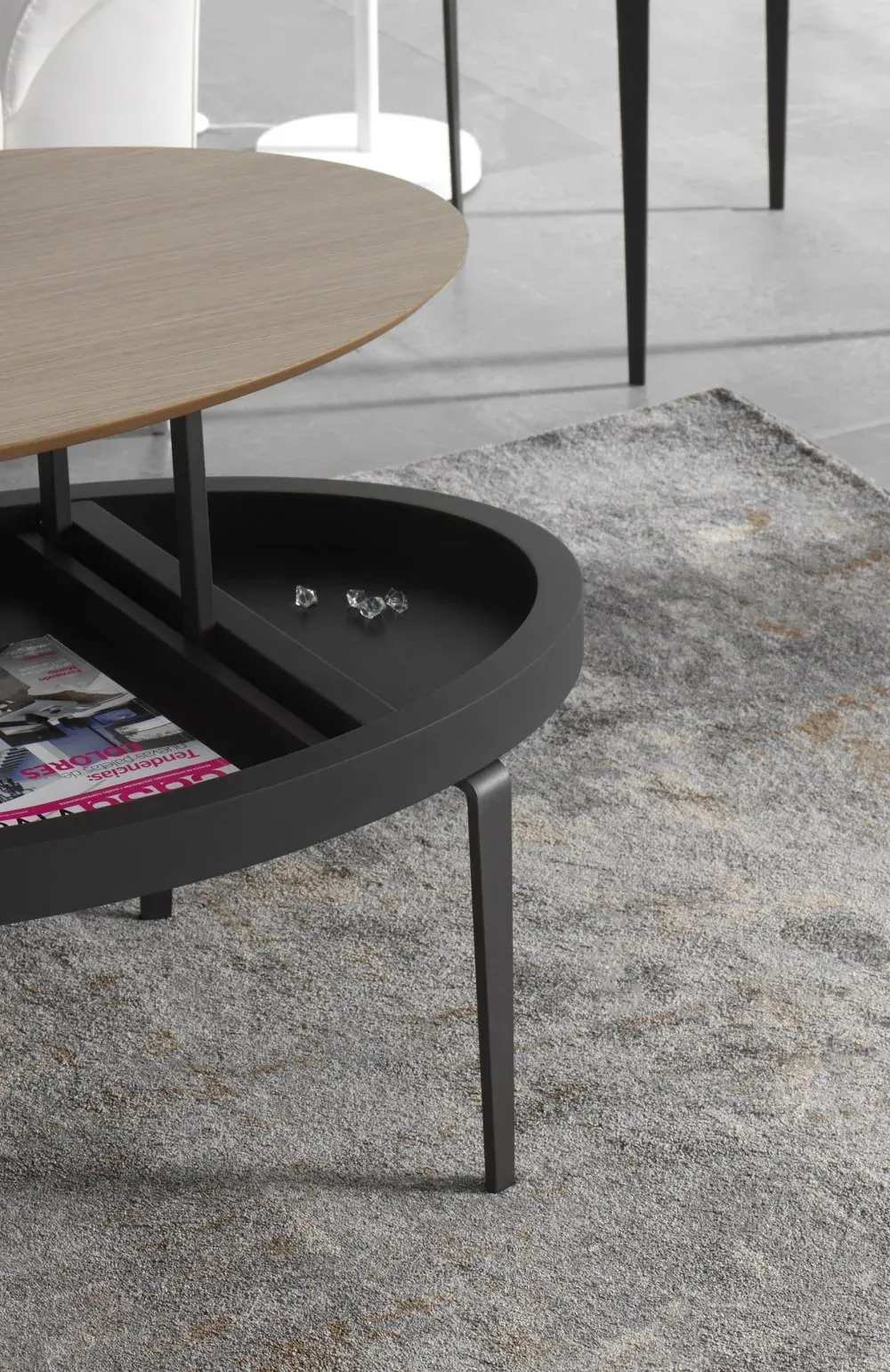 Illustration numéro 5 du produit Table basse relevable ovale SWING 115x65cm chêne pied métal noir