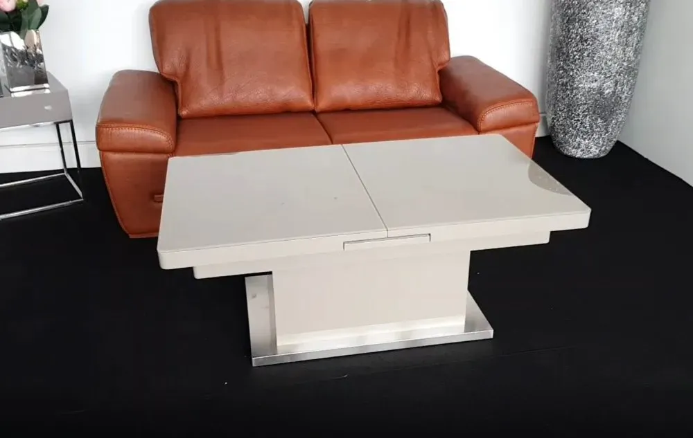 Illustration numéro 5 du produit Table basse relevable extensible JET SET blanc brillant