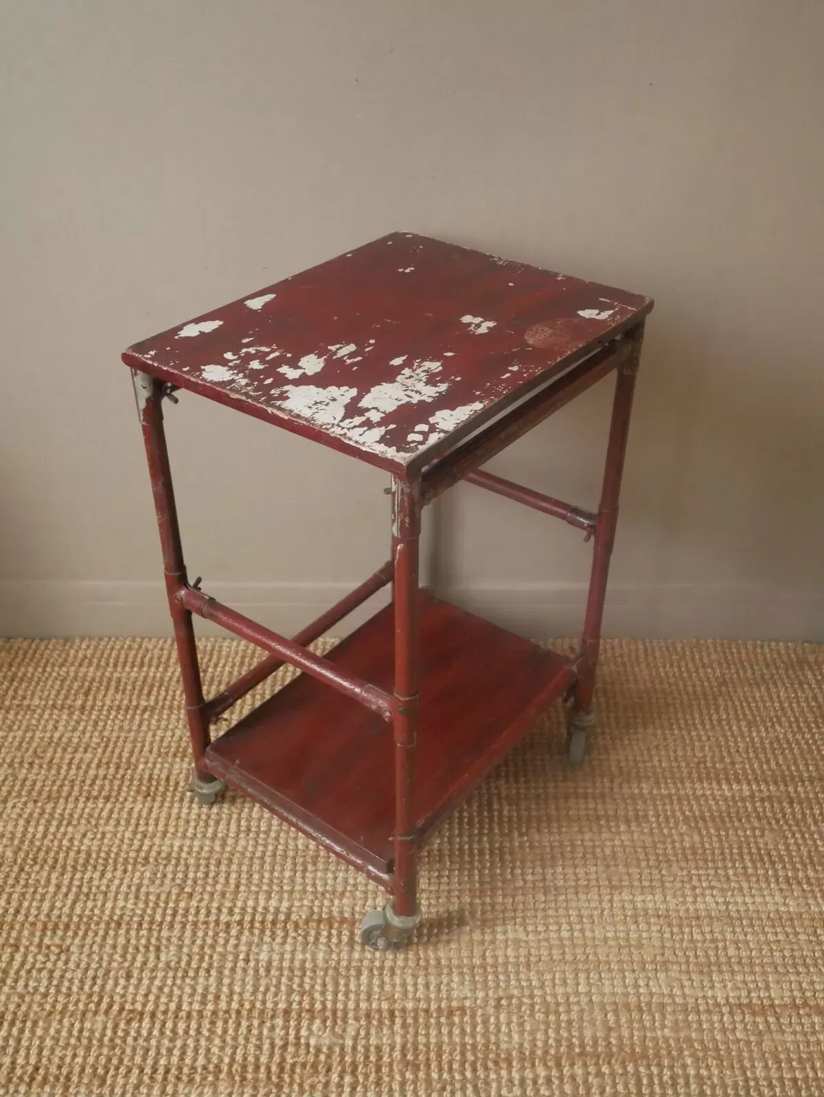 Illustration numéro 5 du produit Desserte brocante meuble d'appoint bois patiné usé fabrication artisanale industrielle atelier