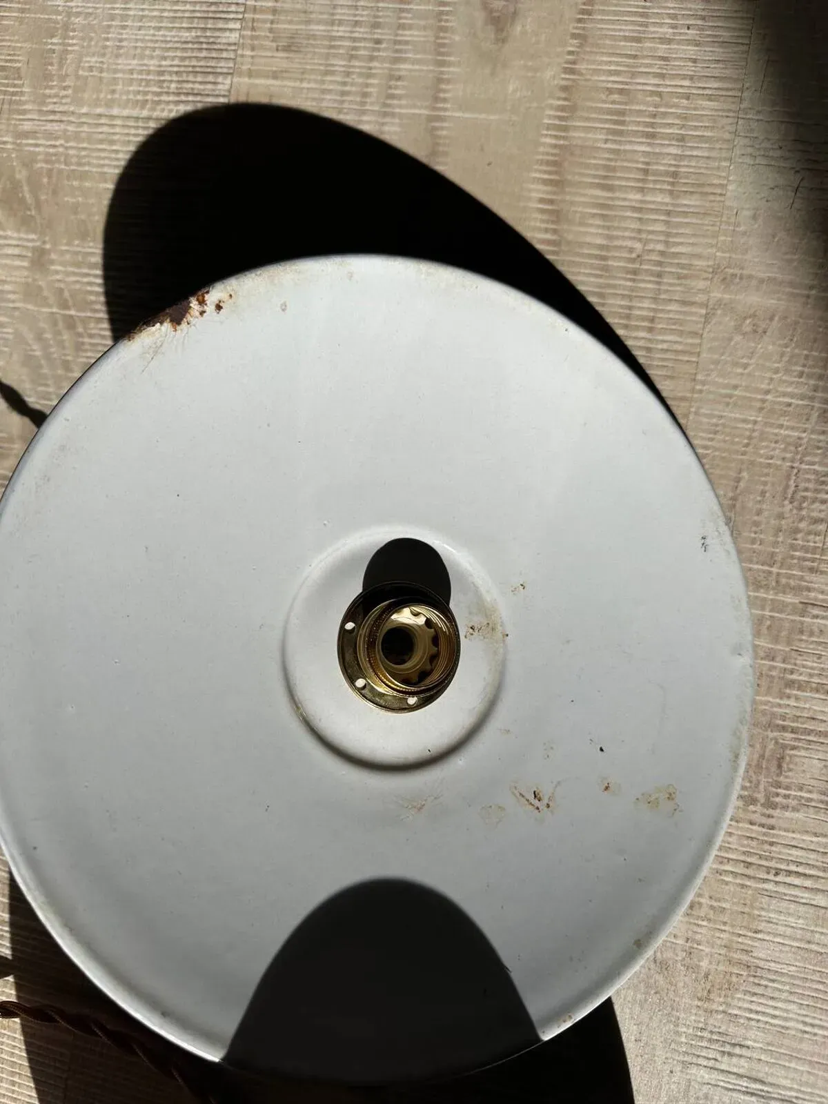 Illustration numéro 5 du produit Trio de suspension abat jour tôle émaillée vintage verte