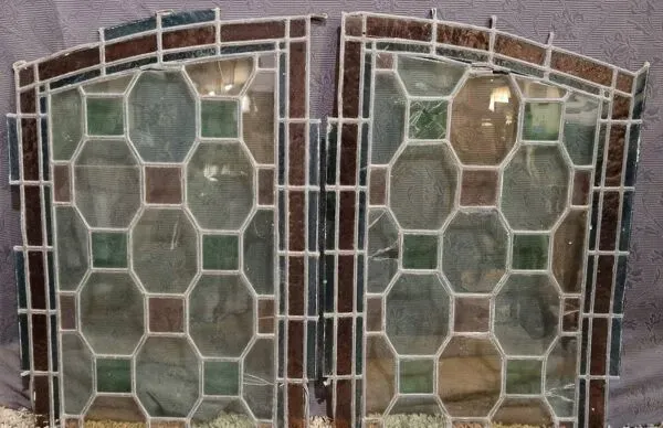 Illustration numéro 5 du produit Paire de vitraux