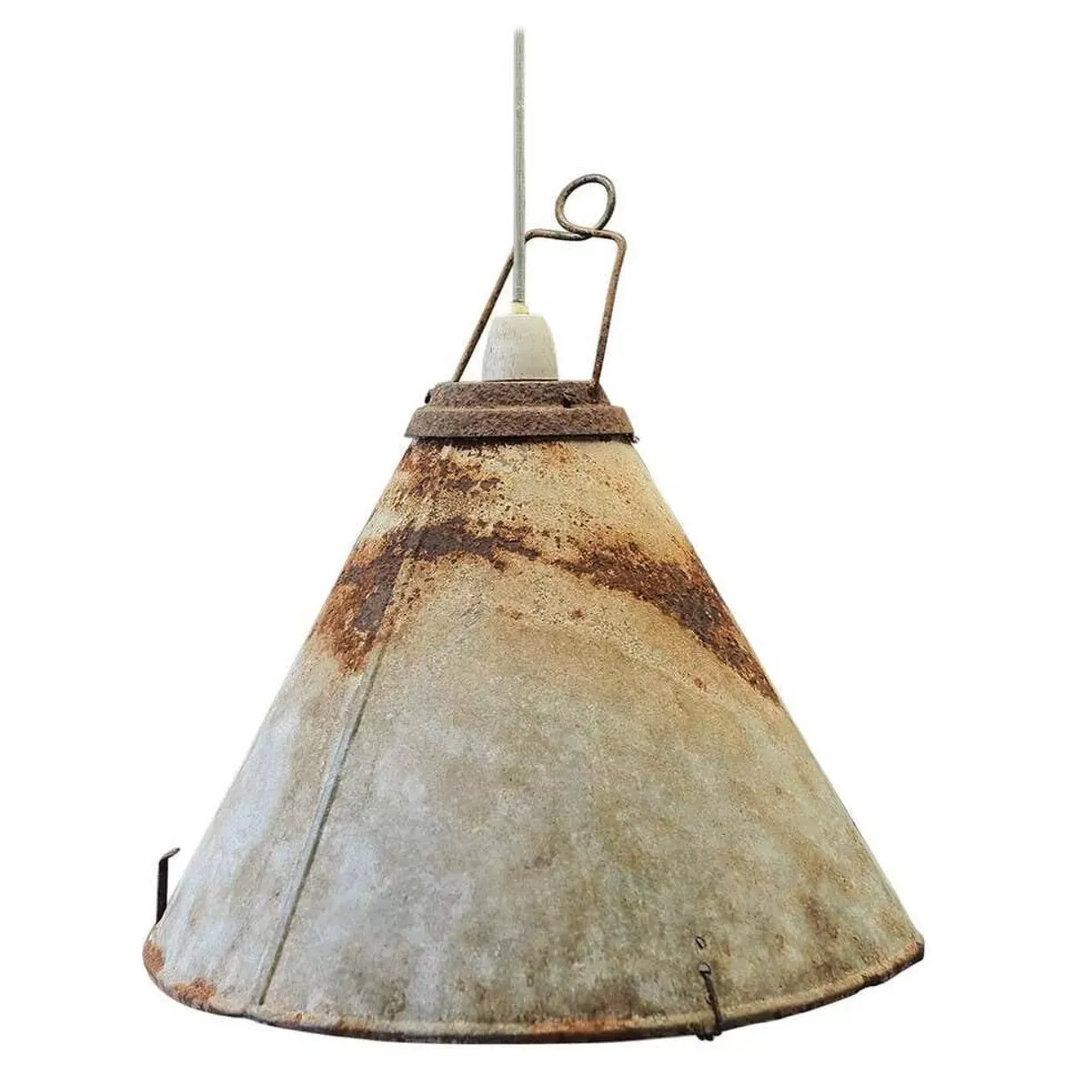 Illustration numéro 5 du produit Lampe en métal, style industriel, années 50