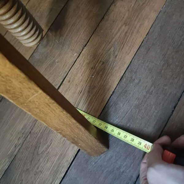 Illustration numéro 5 du produit Tabouret d'atelier, à vis vintage