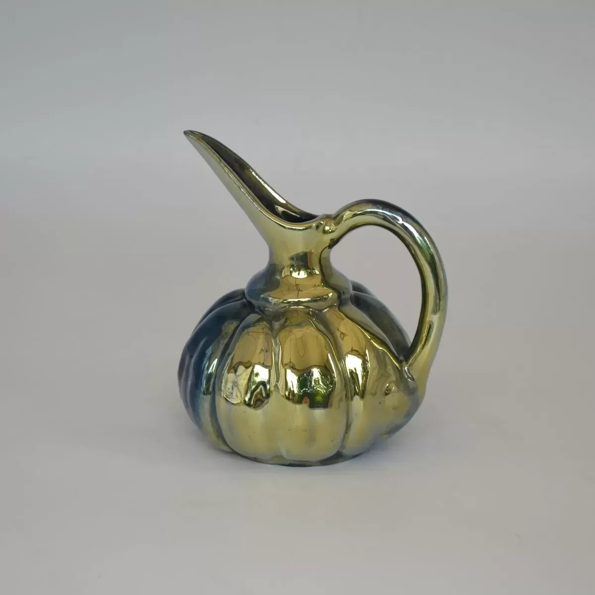 Illustration numéro 5 du produit Pichet en grès flammé à reflets métalliques de la S.A.P.C. de Rambervillers