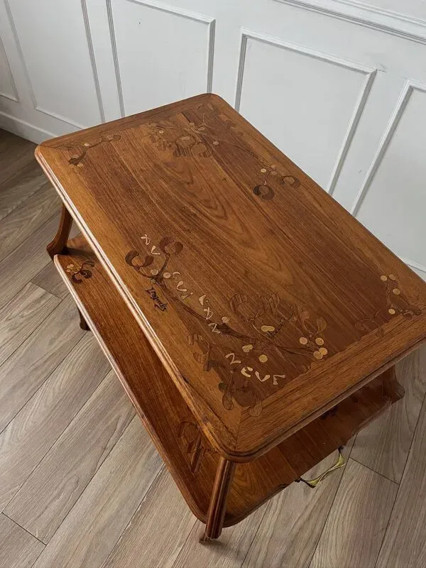 Illustration numéro 5 du produit Table à thé Art nouveau, Louis Majorelle