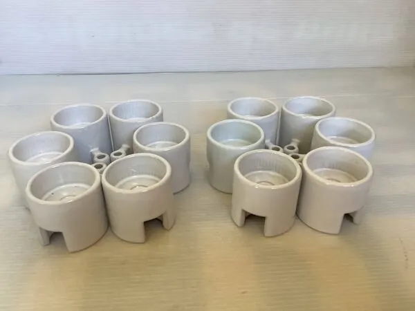 Illustration numéro 5 du produit Douze bougeoirs chenilles Ehlen Johansson