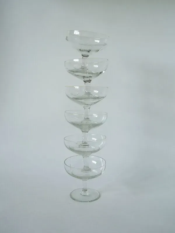 Illustration numéro 5 du produit lot de 6 coupes à champagne en cristal gravé 1950 8 X 9.5 cm