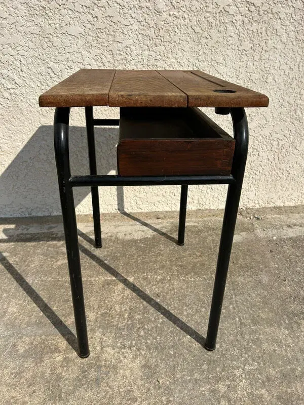 Illustration numéro 5 du produit Ancien pupitre écolier