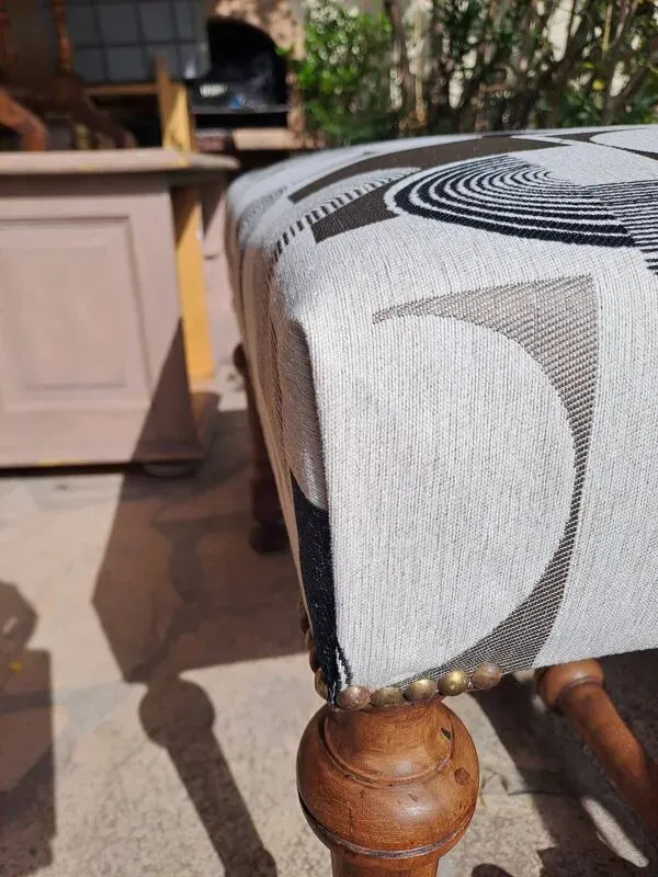 Illustration numéro 5 du produit Lot de 2 poufs rectangulaire banquette pied de lit art déco retapissée vintage années 1930/1950