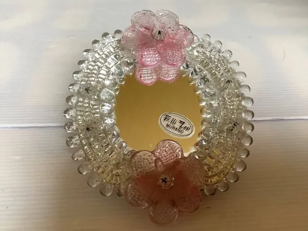 Illustration numéro 5 du produit Petit miroir fleurs Murano