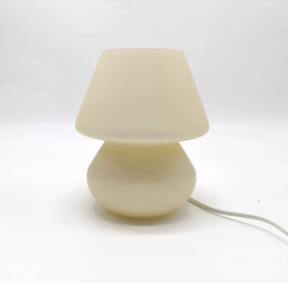 Illustration numéro 5 du produit Lampe vintage champignon Habitat mushroom 80's