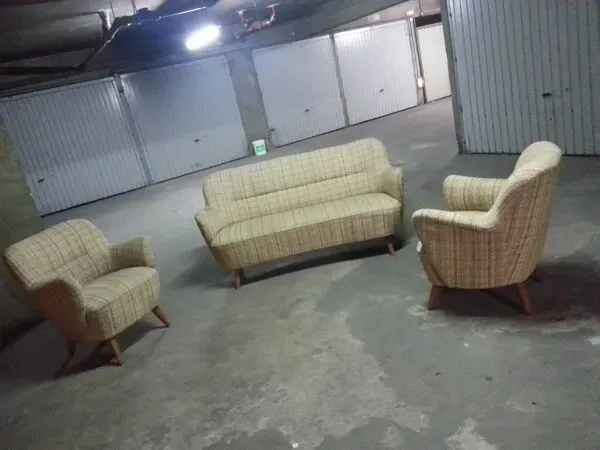 Illustration numéro 5 du produit 1/2 Fauteuils club années 50/60 vintage