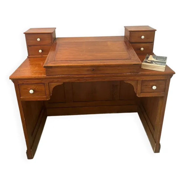 Illustration numéro 5 du produit Bureau de maîtresse d’école