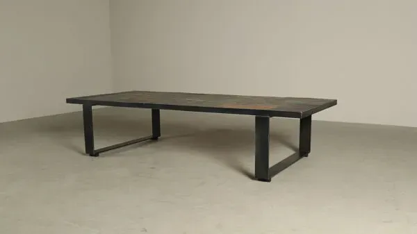 Illustration numéro 5 du produit Table basse postmoderne par Pia Manu, Belgique