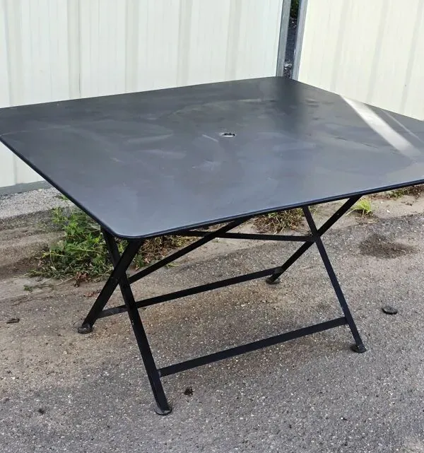 Illustration numéro 5 du produit Ensemble de jardin Fermob