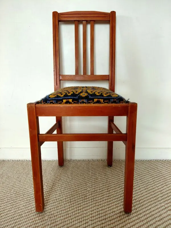 Illustration numéro 5 du produit Chaise bistrot Fischel ''Indislocables'' bois massif années 40-50