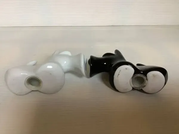 Illustration numéro 5 du produit Sel et poivre chiens black and White