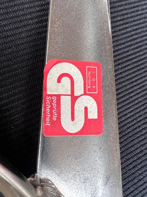 Illustration numéro 5 du produit Trio de fauteuis Vitra