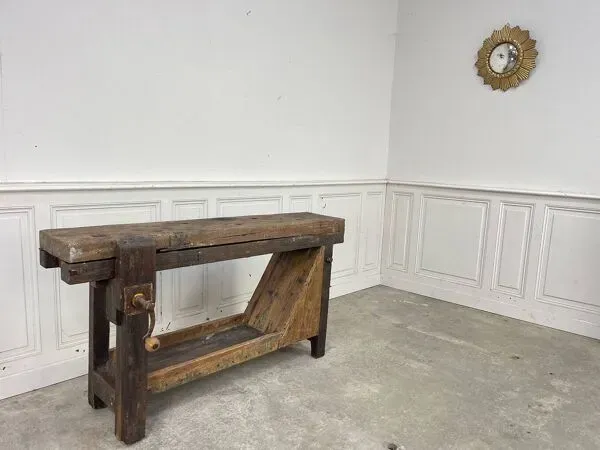 Illustration numéro 5 du produit Etabli 1920 avec sa manivelle