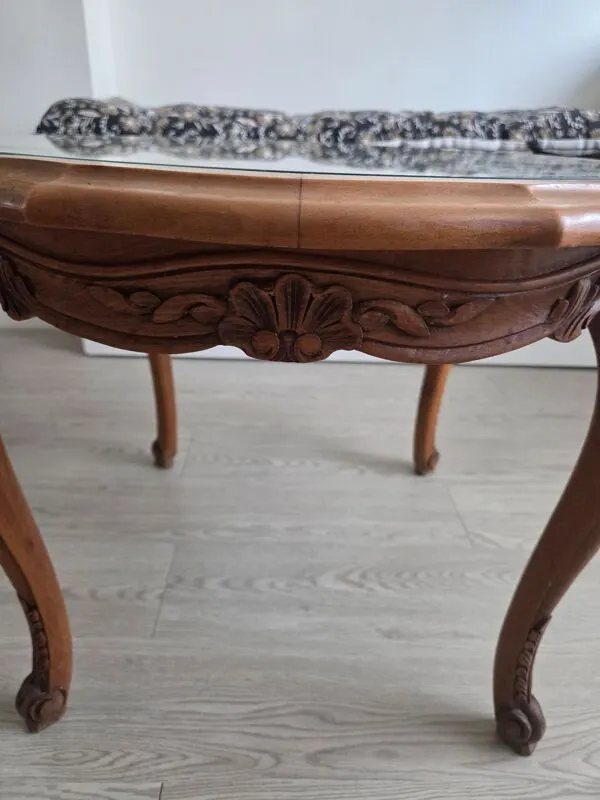 Illustration numéro 5 du produit Table basse en bois massif et cannage