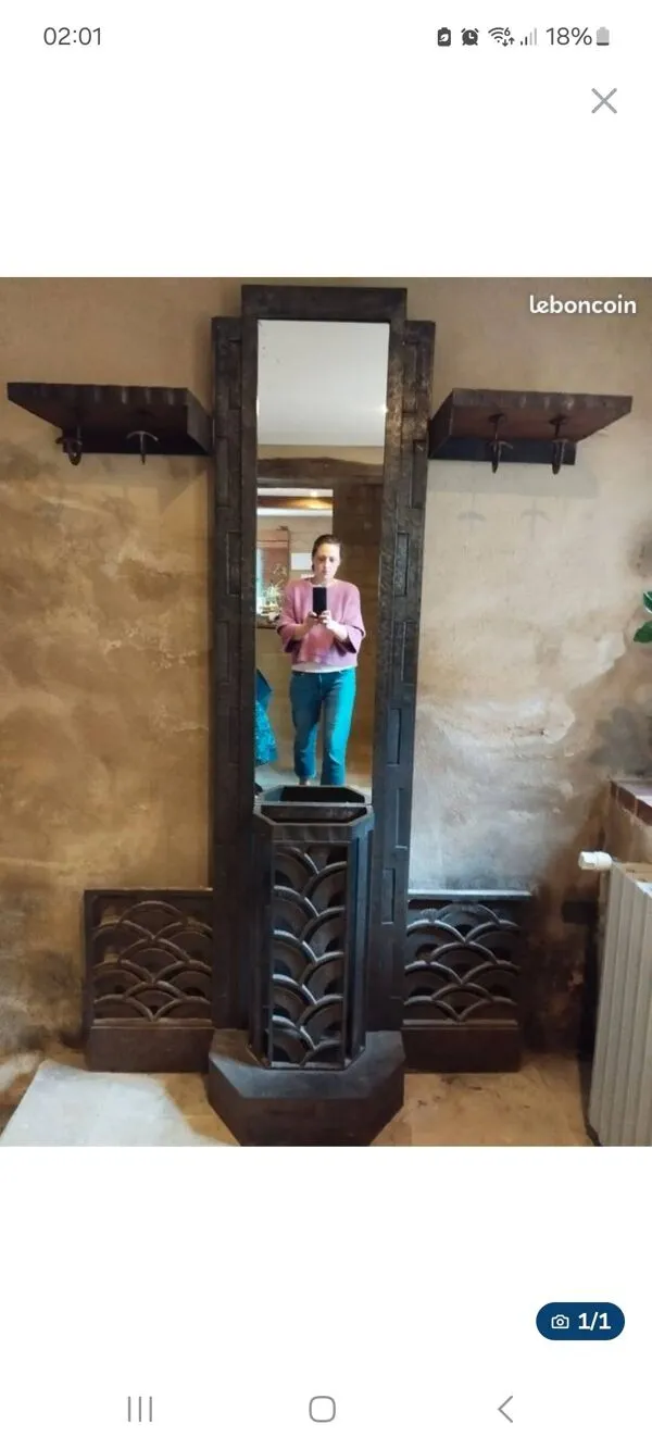 Illustration numéro 5 du produit Porte manteau vestiaire