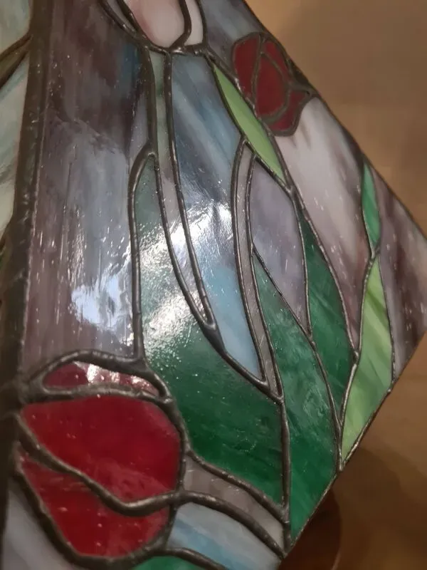 Illustration numéro 5 du produit Lampe en verre cloisonné style Tiffany, vers 1975-85
