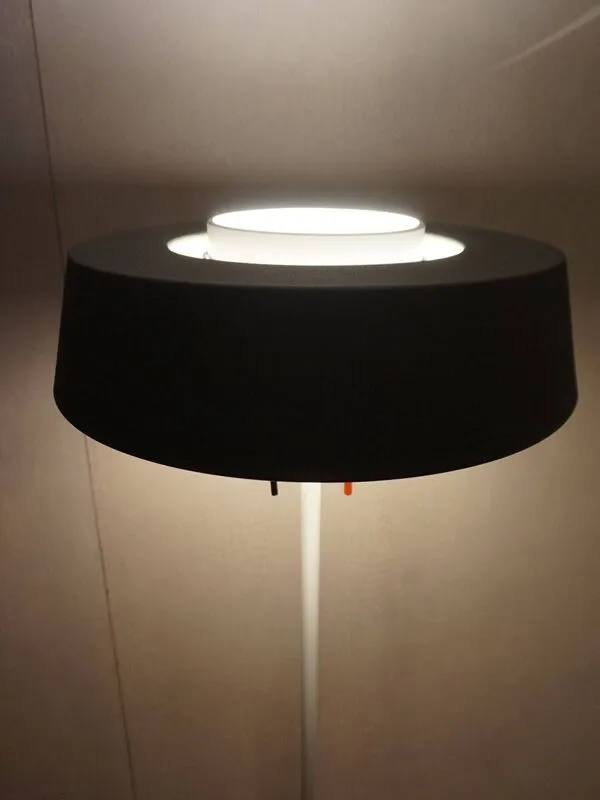 Illustration numéro 5 du produit Lampadaire ST 7128 par Niek Hiemstra pour Evolux, années 1960.