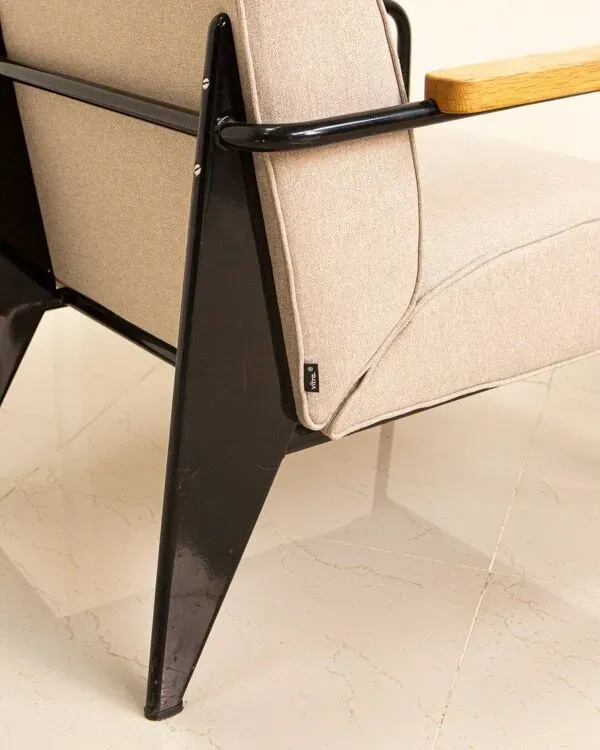 Illustration numéro 5 du produit Fauteuil de Salon par Jean Prouvé pour Vitra 00's