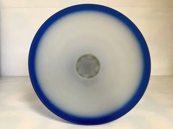 Illustration numéro 5 du produit Coupe à pied verre dépoli style Murano