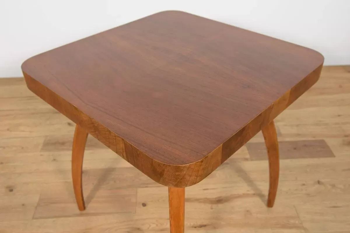 Illustration numéro 5 du produit Table Basse Vintage H-259 par Jindřich Halabala pour UP Závody, 1950s