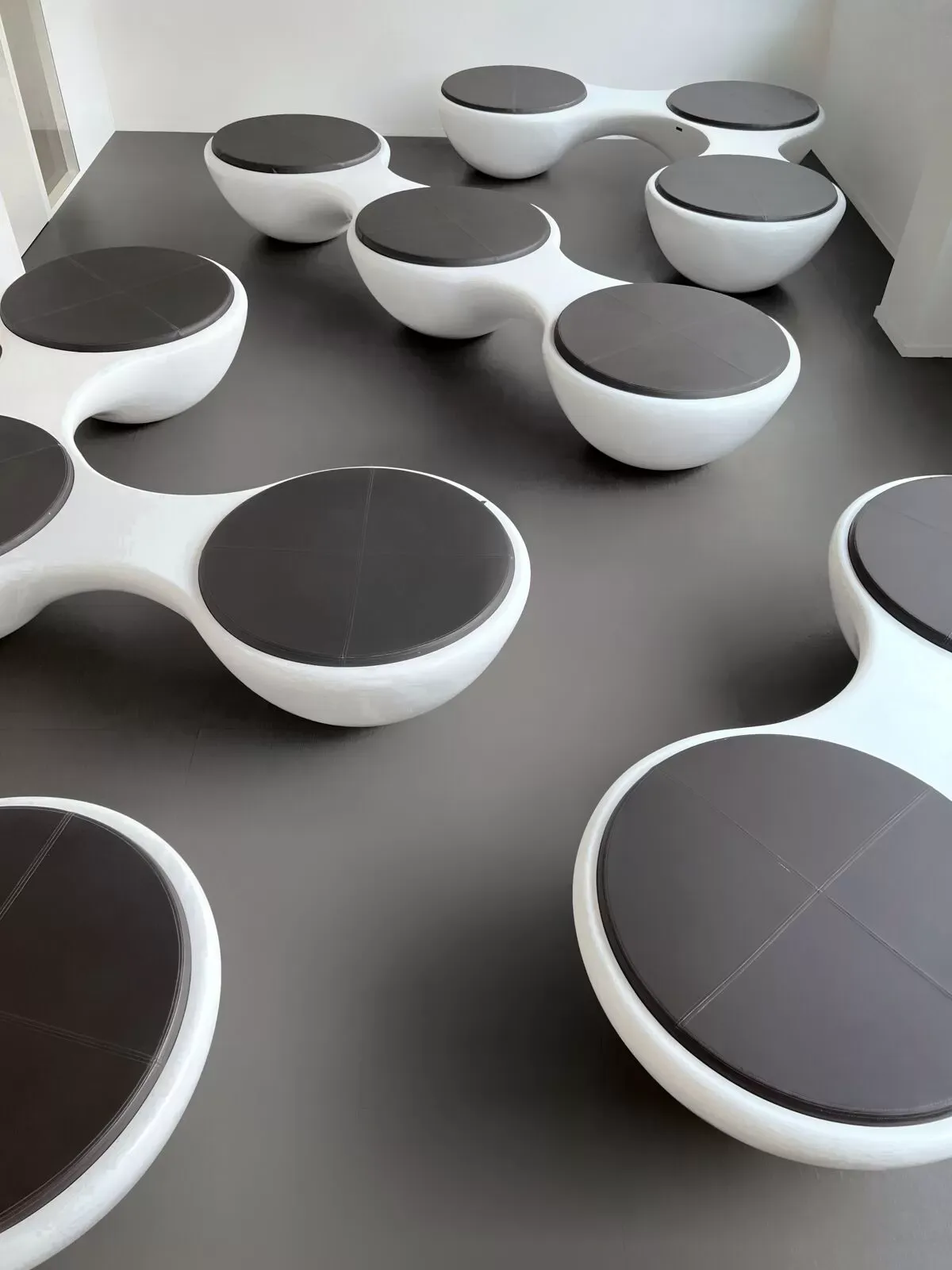 Illustration numéro 5 du produit Set de 5 modules Union bench par Jangir Maddadi