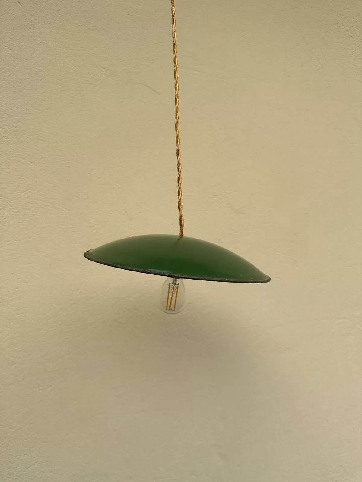 Illustration numéro 5 du produit Suspension vintage indus style ferme loft ancien abat jour vert et blanc