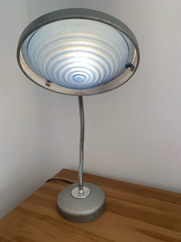 Illustration numéro 5 du produit Lampe de bureau industrielle Solère Paris - circa 1950