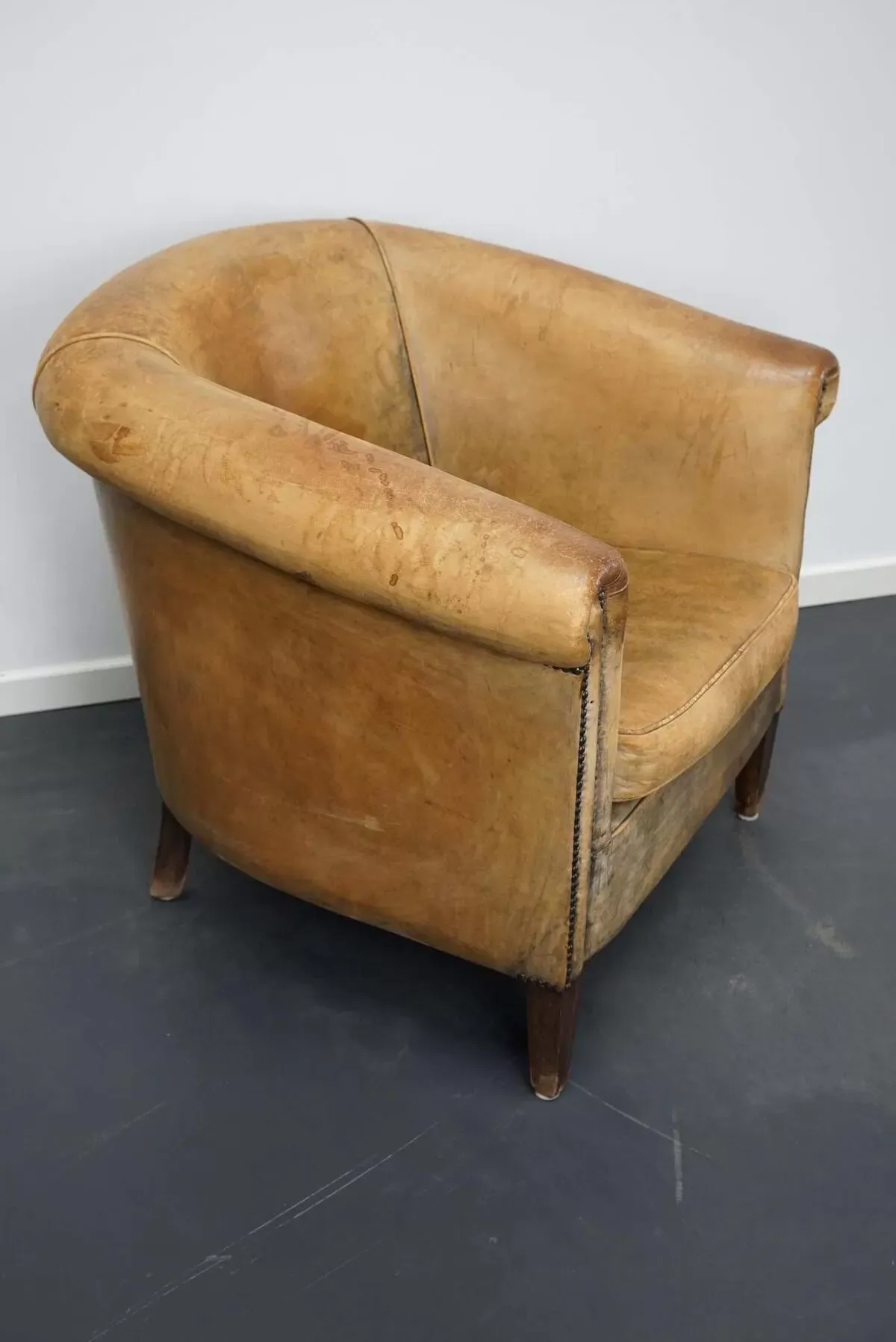 Illustration numéro 5 du produit Vintage club chair in cognac-coloured leather Netherlands