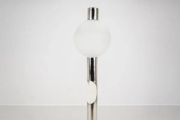 Illustration numéro 5 du produit Lampes sur pied par Angelo Brotto pour Esperia