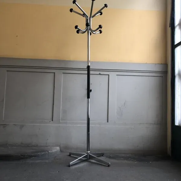 Illustration numéro 5 du produit Portemanteau perroquet métal vintage