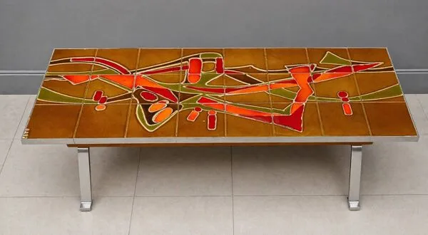 Illustration numéro 5 du produit Table basse vintage des années 1960/70 avec plateau en carreaux