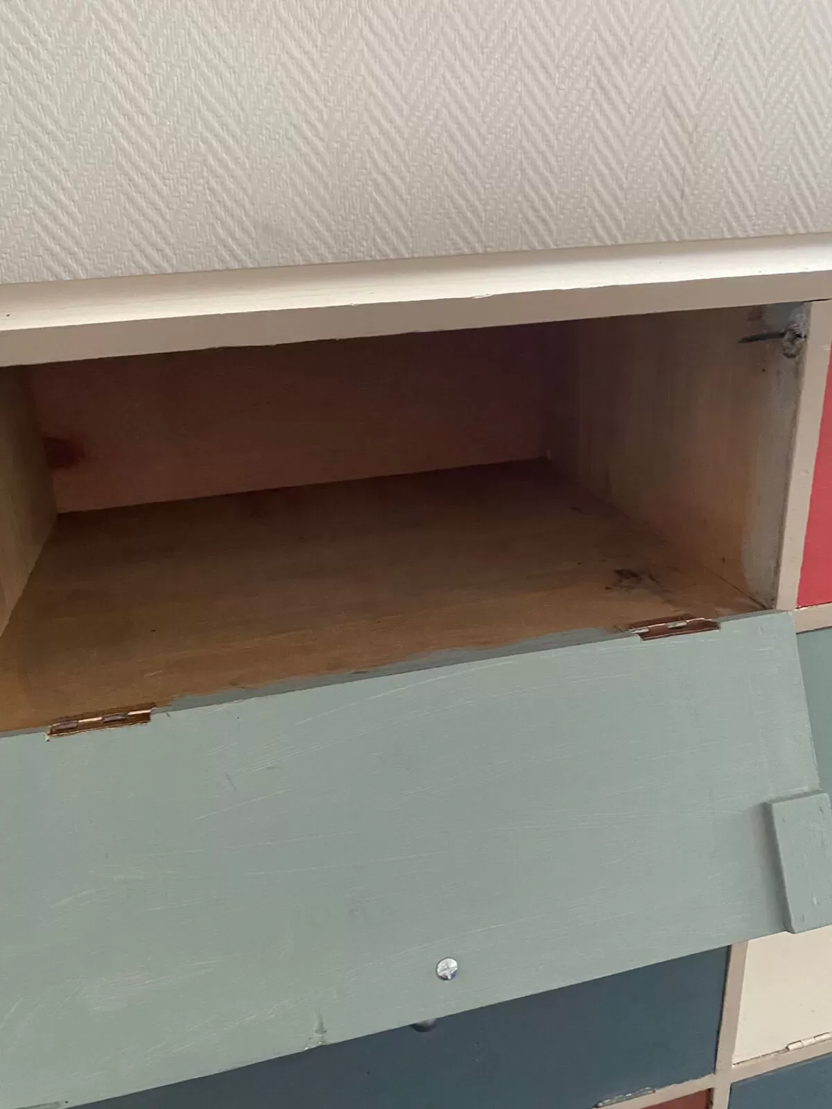 Illustration numéro 5 du produit Meuble de métier en bois