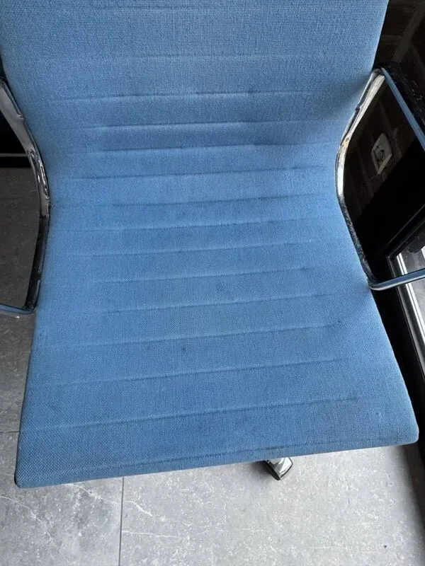 Illustration numéro 5 du produit Fauteuil de Bureau Ea 119 Charles Eames VITRA