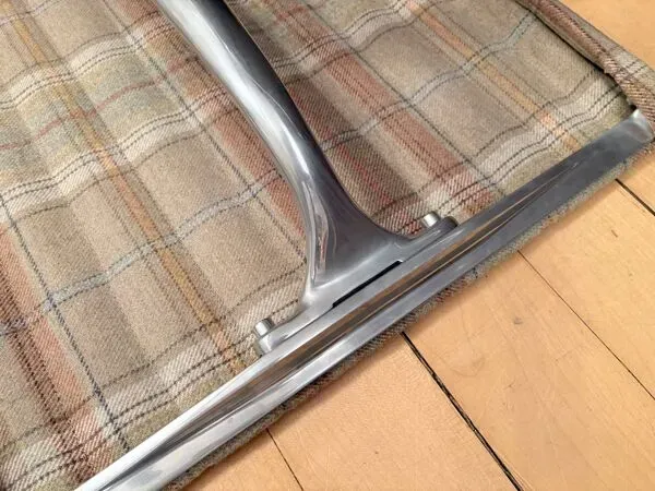 Illustration numéro 5 du produit EA 125 Footstool by Charles & Ray Eames, Vitra, Switzerland