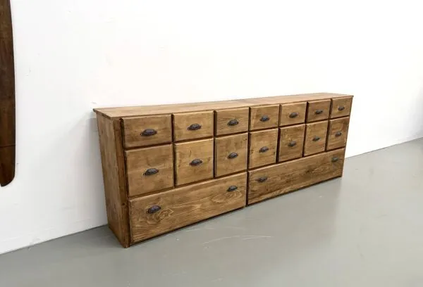 Illustration numéro 5 du produit Grand Meuble de Métier en Pin