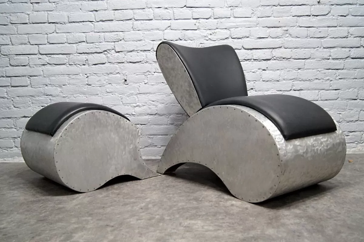 Illustration numéro 5 du produit Chaise de salon en aluminium industriel et en vinyle avec repose-pieds, années 1970