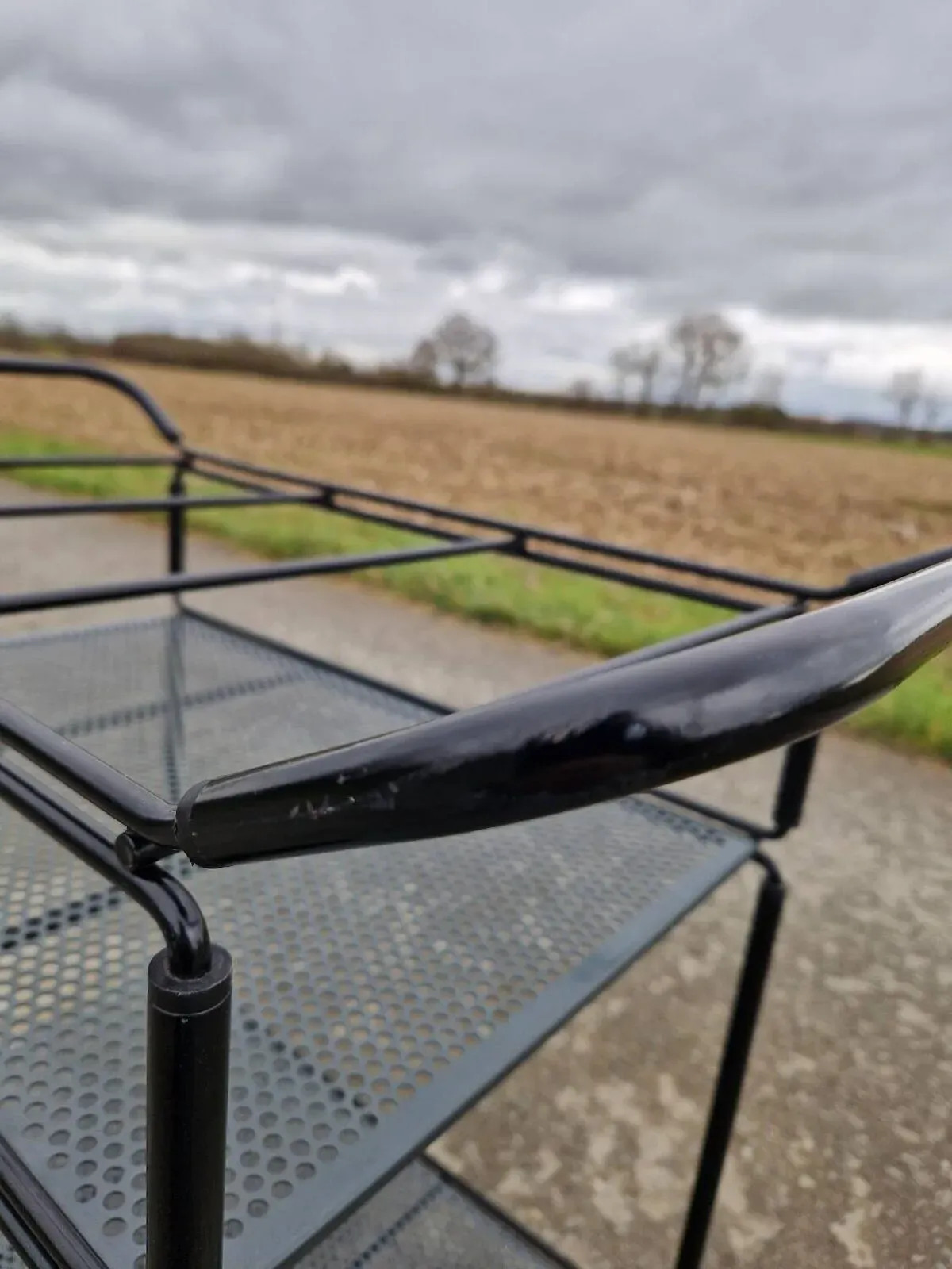 Illustration numéro 5 du produit Desserte trolley Filigrane KRI de Niels Gammelgaard pour IKEA de 1988.