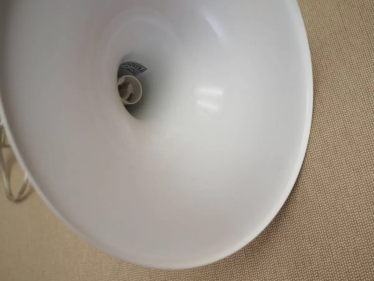 Illustration numéro 5 du produit Lampe à suspension blanche, design danois, années 1970, fabricant : Frandsen