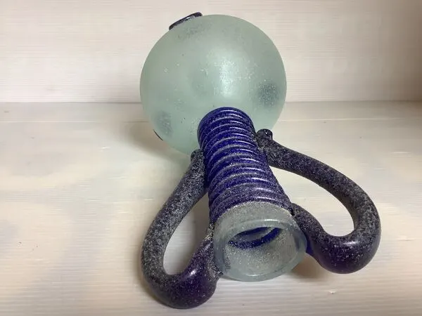 Illustration numéro 5 du produit Vase avec anses Scavo bleu